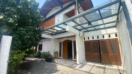 Rumah Bagus 2 Lantai Baru Renovasi di Kayu Putih Kayu Mas 5 Menit ke Stasiun LRT Kayu Putih