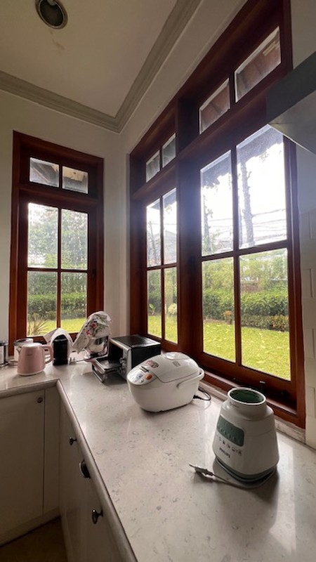 Rumah posisi hoek di Cipete Utara Kebayoran Baru