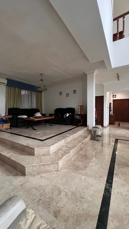 Rumah posisi hoek di Cipete Utara Kebayoran Baru