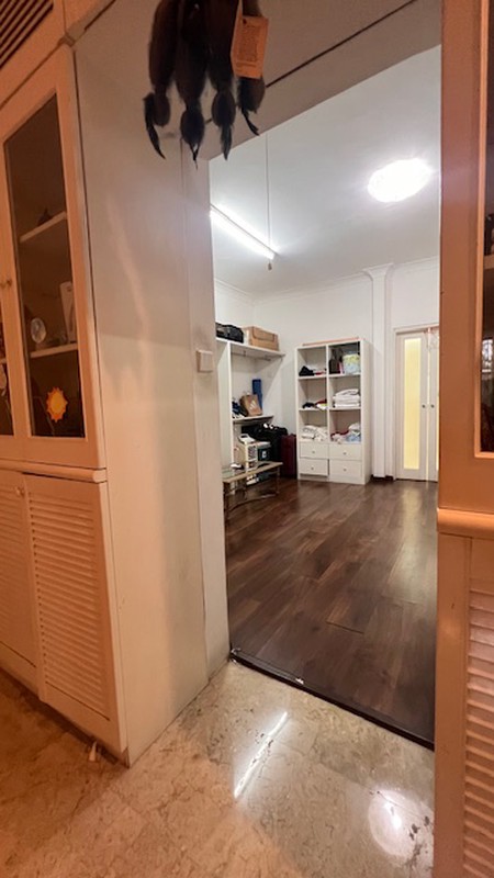 Rumah posisi hoek di Cipete Utara Kebayoran Baru