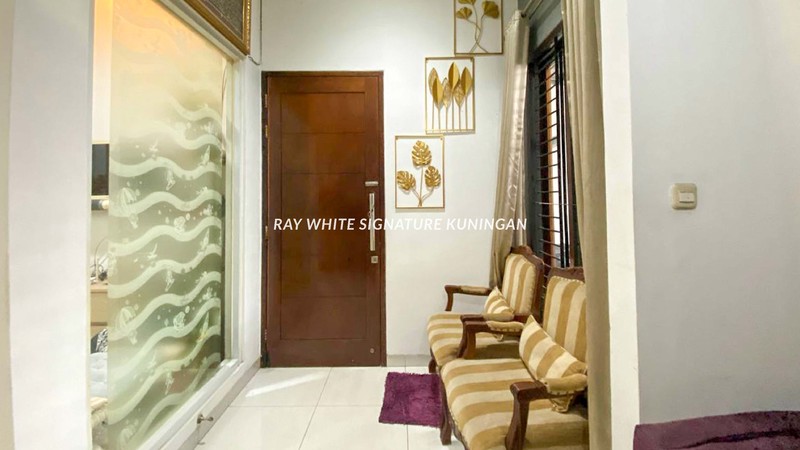 Dijual Rumah Siap Huni Lokasi Strategis di Tebet Barat