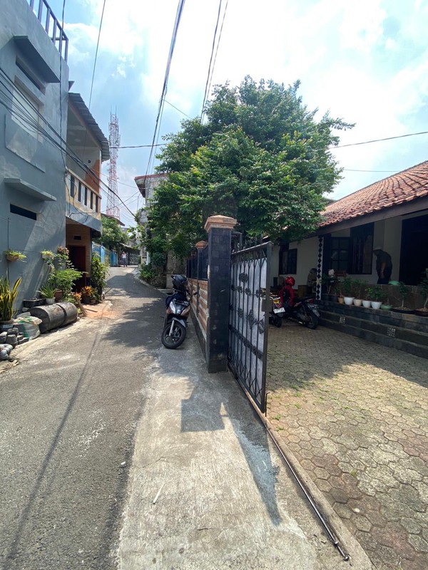 Rumah Hitung Tanah Area Cipete