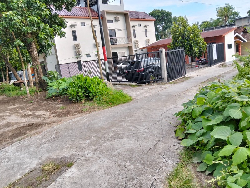 Rumah Hitung Tanah Area Cipete