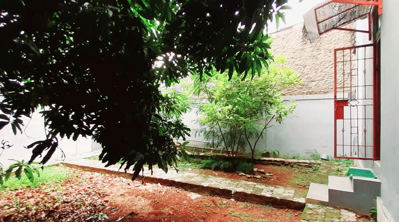 Ruko di Bintaro  Jakarta Selatan, Luas 135m harga 75jt/Thn, Murah, Jarang Ada!