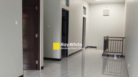 Rumah Baru di Taman Kopo Indah 1