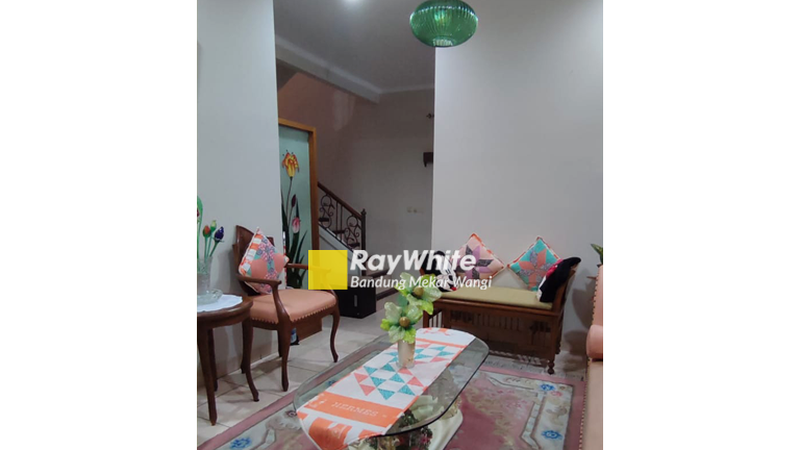 Rumah Cantik Siap Huni Batununggal 