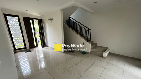 Rumah Cluster Cynthia Summarecon Bandung