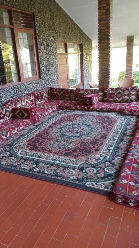 Villa Asri dengan Halaman Luas Lingkungan Nyaman @Cisarua Bogor