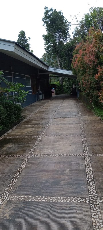 Villa Asri dengan Halaman Luas Lingkungan Nyaman @Cisarua Bogor