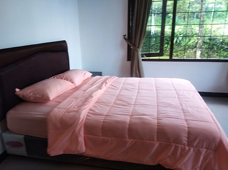 Villa Asri dengan Halaman Luas Lingkungan Nyaman @Cisarua Bogor