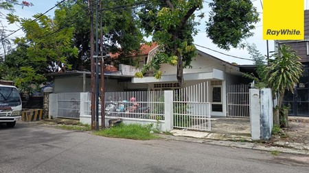 Disewakan Rumah di Jalan Jemursari Surabaya