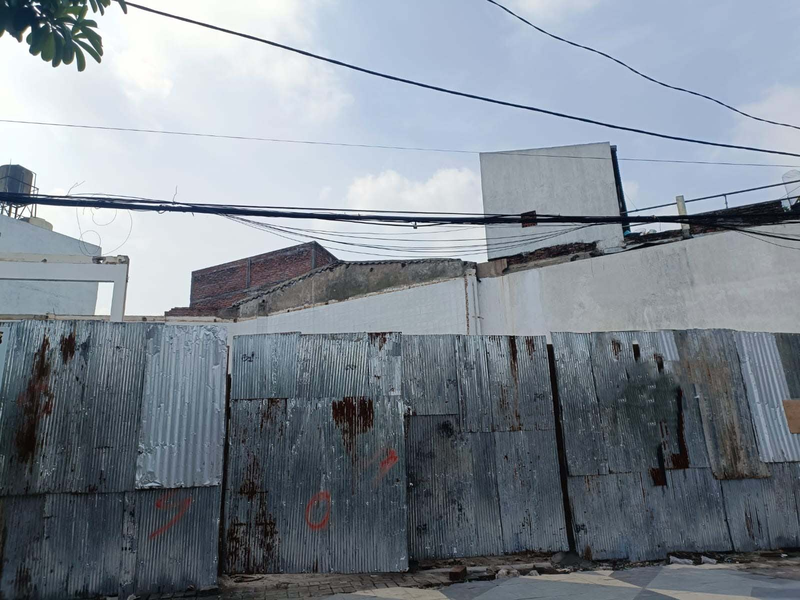 Dijual Tanah Komersial Jalan Raya Dharmahusada 0 Jalan Raya; Lokasi strategis