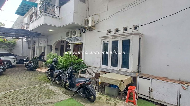 Rumah Hook Cocok Dibangun sebagai Lokasi Usaha di area Elite Panglima Polim 