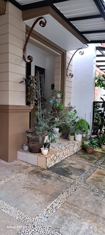 Rumah Modern Minimalis Sudah Renovasi di Nusa Loka BSD