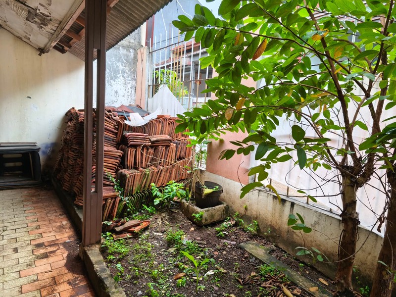 Rumah Hitung Tanah Jual Cepat Komplek Pemda Jati Asih Bekasi