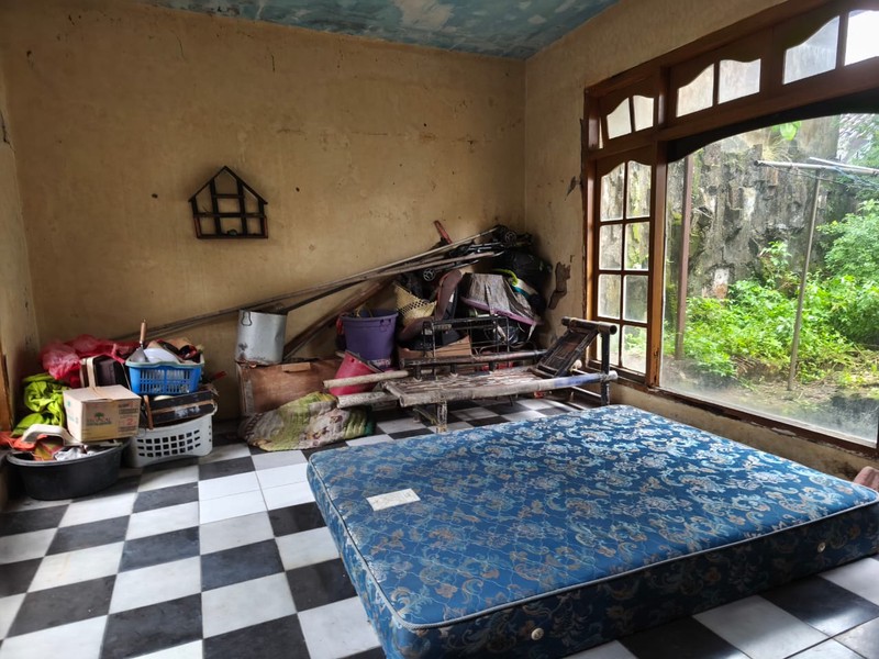 Rumah Hitung Tanah Jual Cepat Komplek Pemda Jati Asih Bekasi