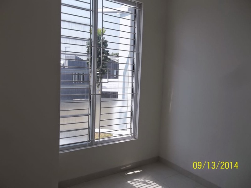 Rumah 2 lantai, siap huni, bebas banjir Cluster Flinder Park Citra Grand Cibubur 