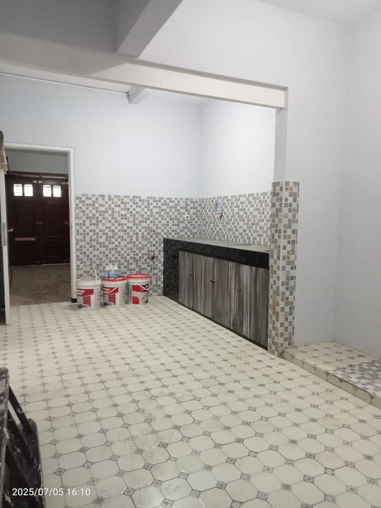 Jual Rumah Strategis di Surabaya Timur Dekat Raya Merr