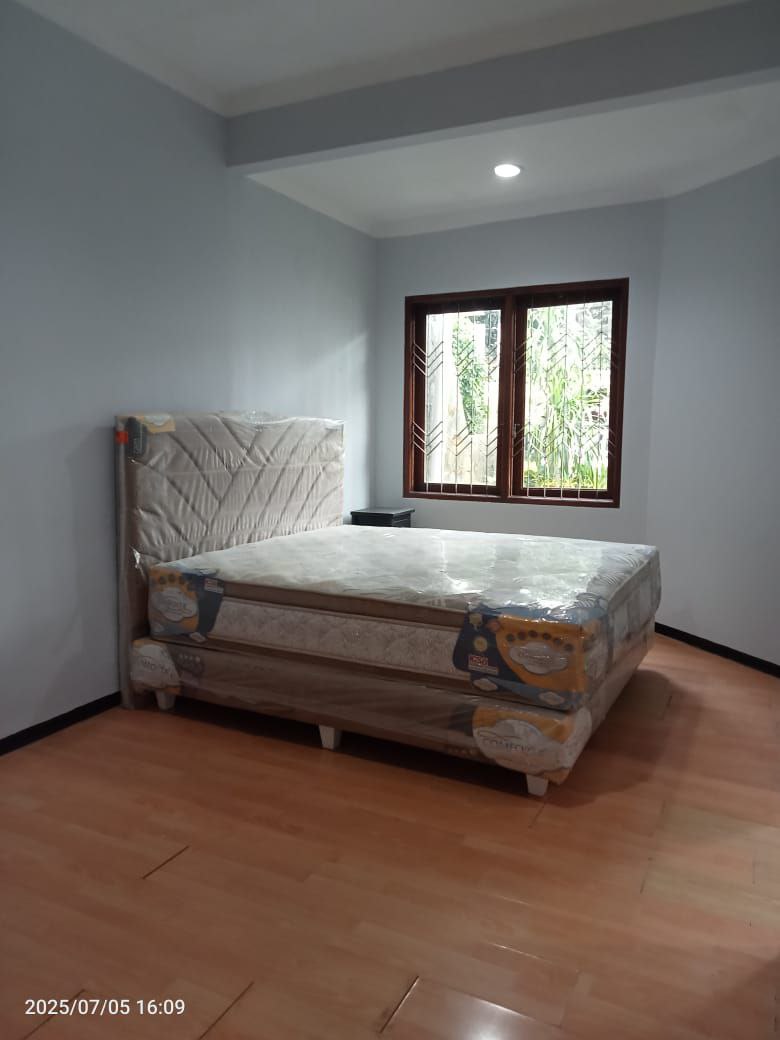 Jual Rumah Strategis di Surabaya Timur Dekat Raya Merr