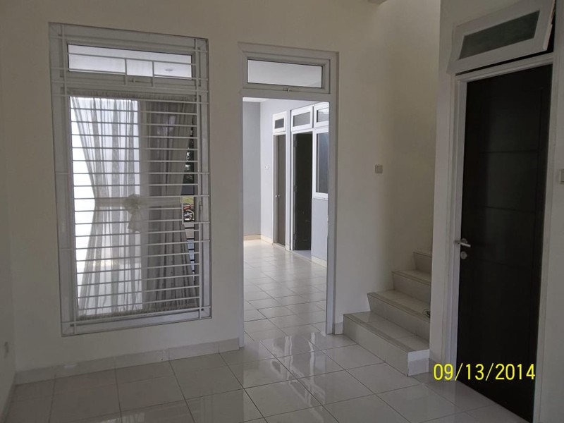 Rumah 2 lantai  siap huni, dalam cluster Flinder Park Citra Grand Cibubur 