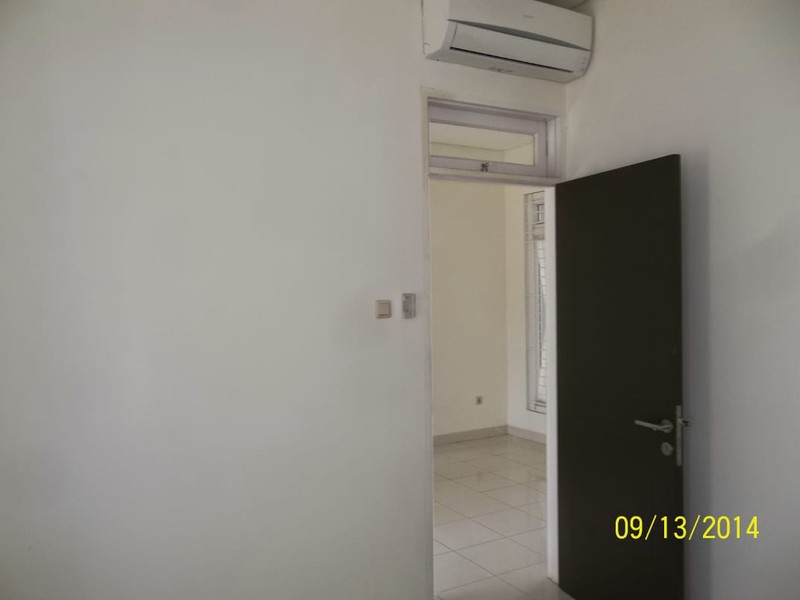 Rumah 2 lantai  siap huni, dalam cluster Flinder Park Citra Grand Cibubur 