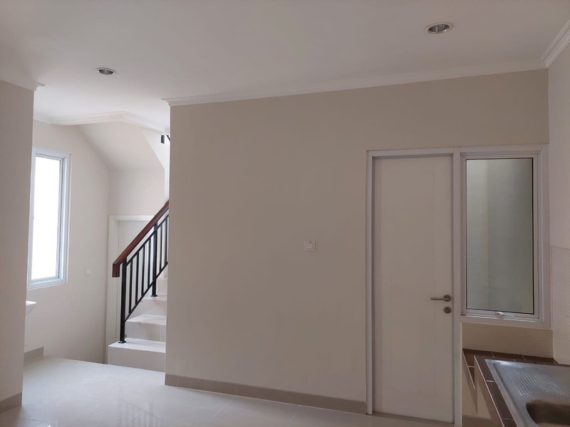 Rumah 3 Lantai Bergaya Modern Minimalis di Samara Village