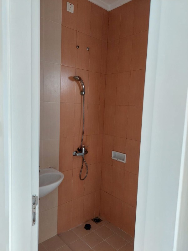 Rumah 3 Lantai Bergaya Modern Minimalis di Samara Village