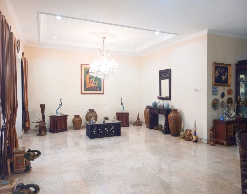 Rumah Bagus Siap Huni Asri di Jl Gedung Hijau, Pondok Indah, Jakarta Selatan