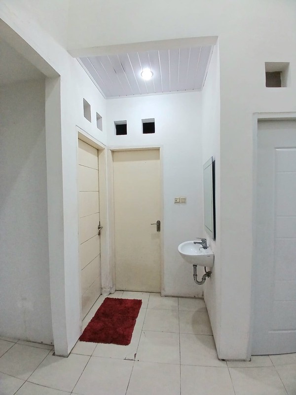 Rumah Full Furnished 1½ Lantai Siap Huni dengan Hunian Nyaman dan Asri @Ciputat