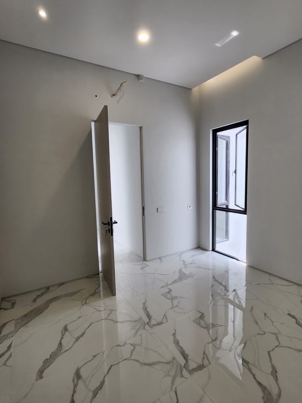  Rumah Baru Gress Dijual! Desain Modern Minimalis di Pandugo Timur VI , PREMIUM Quality