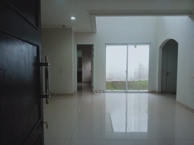 Jarang Ada. Rumah bagus di Eminent Vivacia BSD