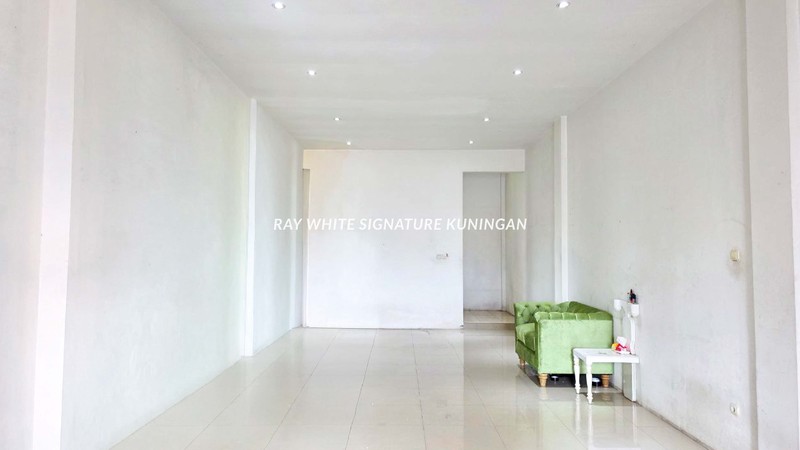 Ruko 3 Lantai Siap Pakai di Jalan RC Veteran Bintaro 