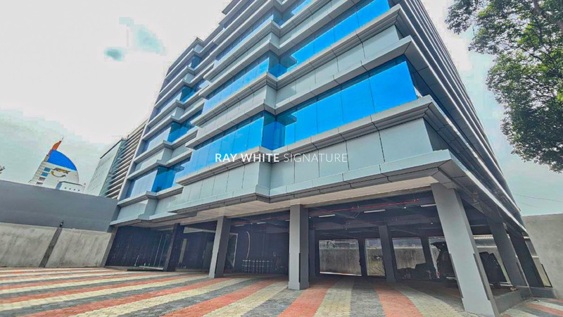 Gedung Bangunan Baru 5,5 Lantai Lokasi Strategis di Pondok Pinang Raya
