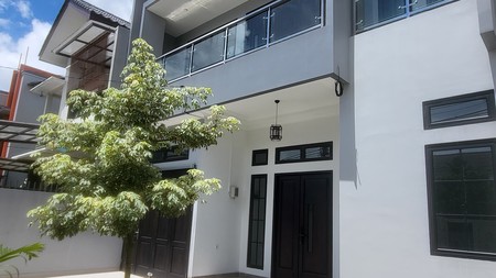 Rumah Baru Minimalis Siap Huni di BSD Dekat Tol