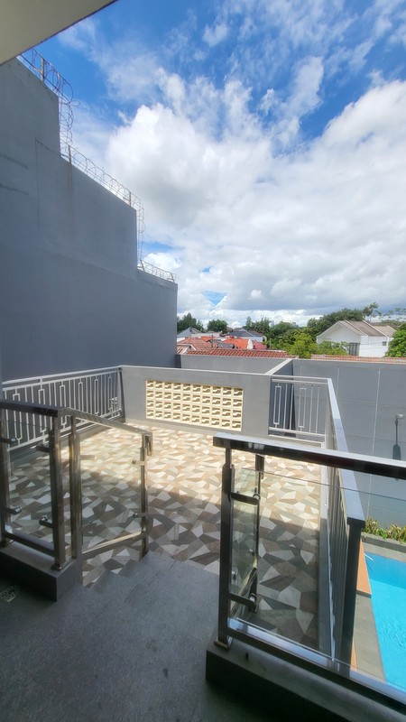 Rumah Baru Minimalis Siap Huni di BSD Dekat Tol