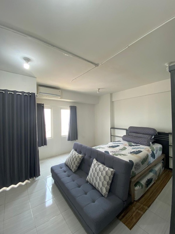 Apartemen Disewakan di Puncak CBD Surabaya Full Furnish Lantai Tinggi