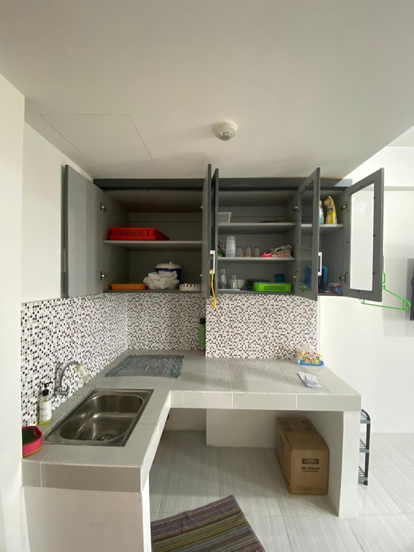 Apartemen Disewakan di Puncak CBD Surabaya Full Furnish Lantai Tinggi