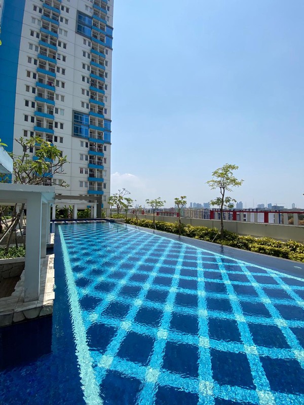 Apartemen Disewakan di Puncak CBD Surabaya Full Furnish Lantai Tinggi
