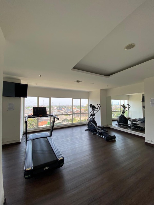 Apartemen Disewakan di Puncak CBD Surabaya Full Furnish Lantai Tinggi