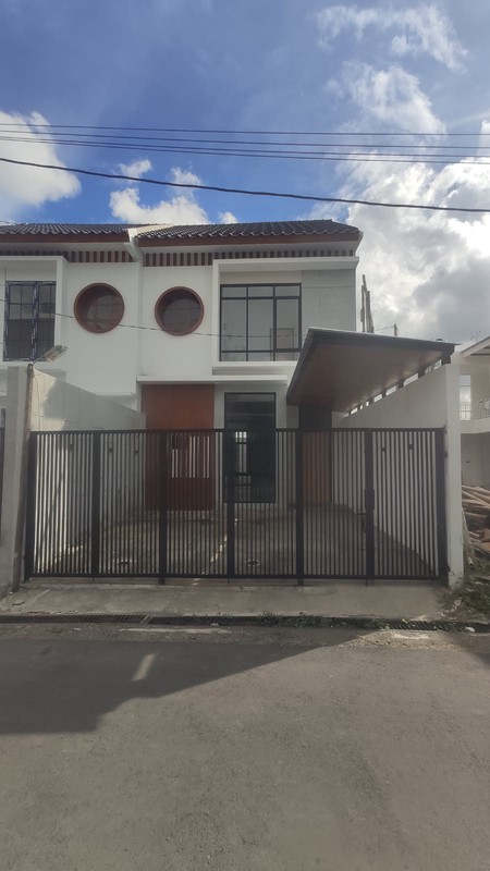 Rumah Gaya Jepang Full Furnished, Siap Huni Dekat Kampus UTY - Trihanggo Sleman