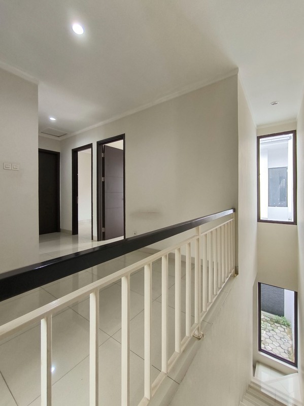 Rumah Bagus Di Discovery Serenity Bintaro Jaya Sektor 9