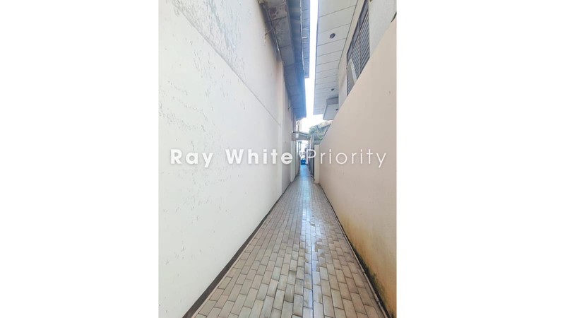 Rumah klasik di Karet Kuningan Setiabudi dekat Tebet Menteng SCBD