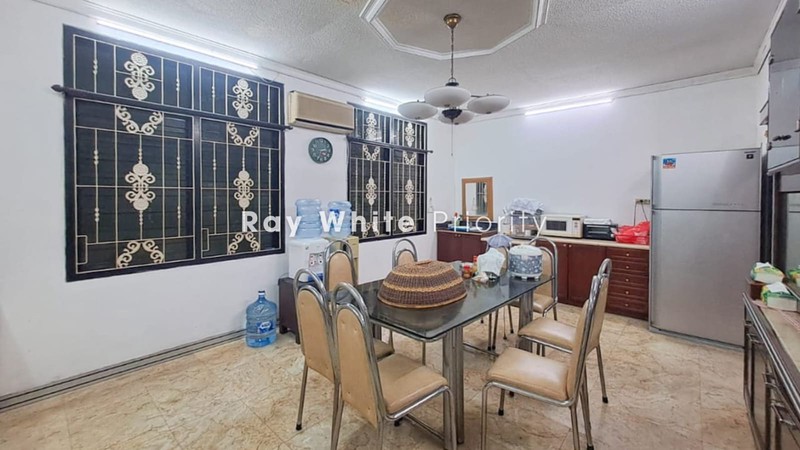 Rumah klasik di Karet Kuningan Setiabudi dekat Tebet Menteng SCBD