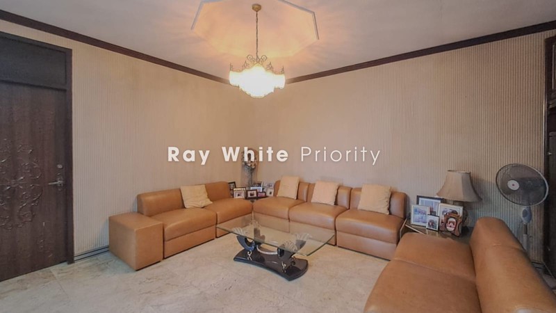 Rumah klasik di Karet Kuningan Setiabudi dekat Tebet Menteng SCBD