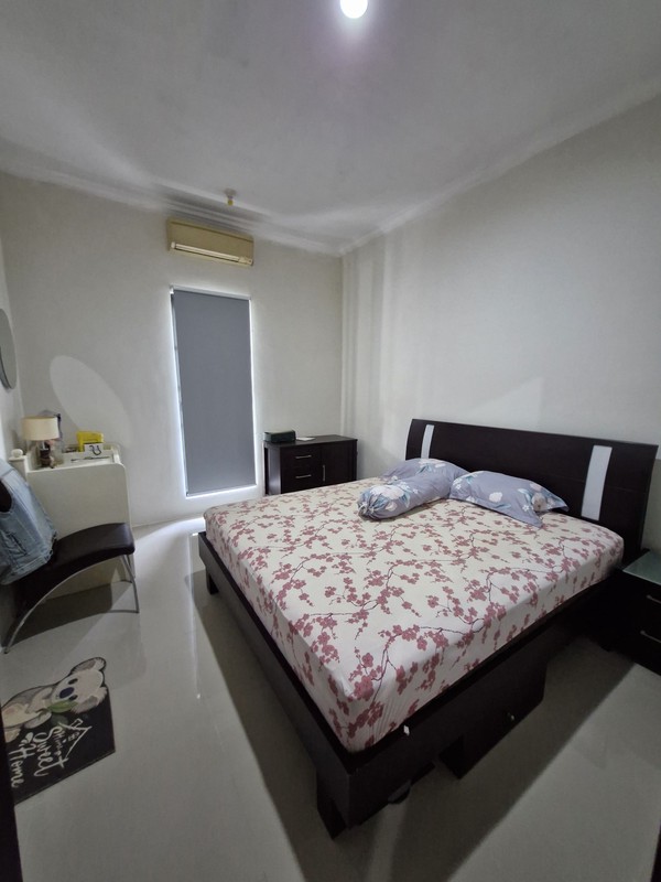 2 Milyar-an Rumah SEMI Furnished Modern dekat G-Walk Citraland  Citraland  Royal Park - Emerald Mansion