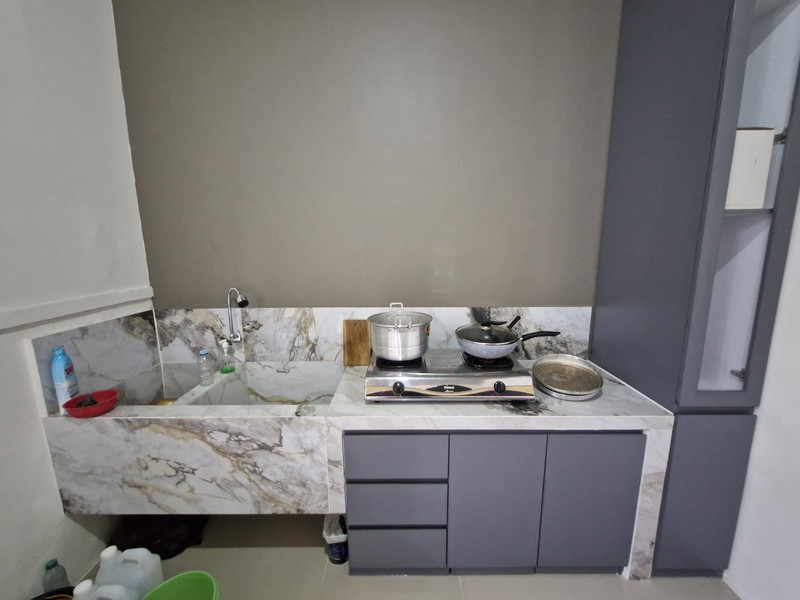 2 Milyar-an Rumah SEMI Furnished Modern dekat G-Walk Citraland  Citraland  Royal Park - Emerald Mansion