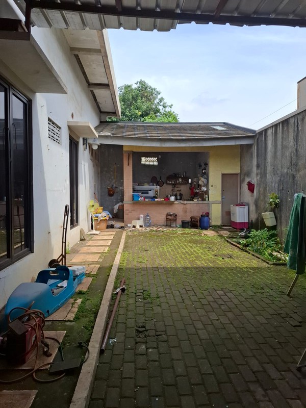 Hunian Idaman di Jl. Jamblang No. 5 Jatiwaringin - Lingkungan Tenang & Aman