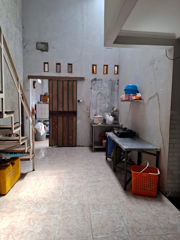 Hunian Idaman di Jl. Jamblang No. 5 Jatiwaringin - Lingkungan Tenang & Aman