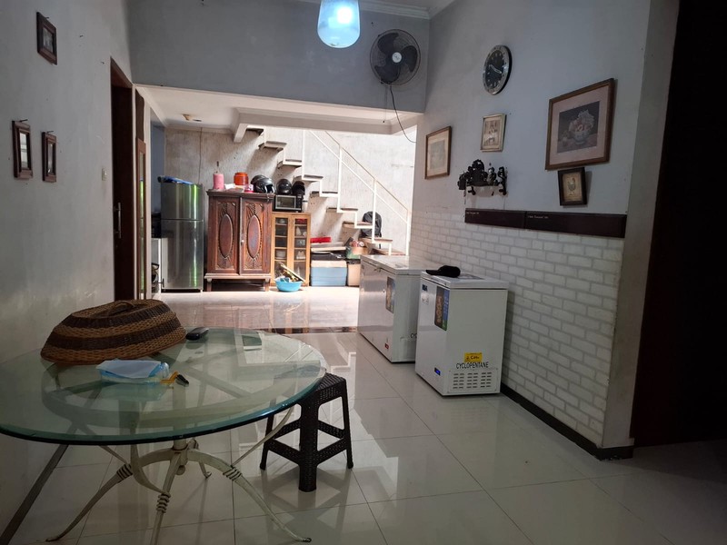 Hunian Idaman di Jl. Jamblang No. 5 Jatiwaringin - Lingkungan Tenang & Aman