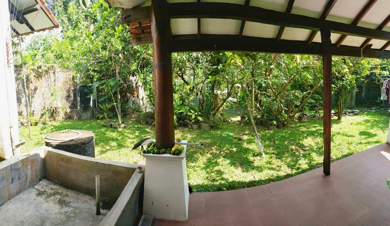 RUMAH DENGAN KONSEP RUMAH TROPIS, DI JL JATI REJO, MLATI, SLEMAN.